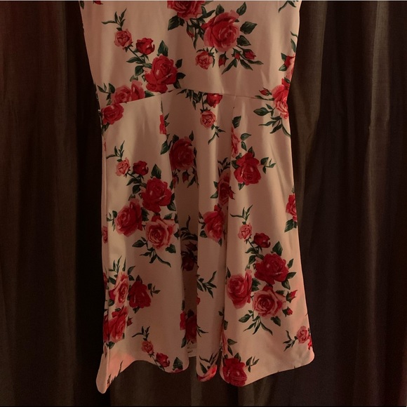 H&M DRESS - Picture 9 of 12